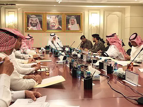 التوصية بتحويل الكهرباء "الهوائي" إلى "أرضي".. وشبكة لتصريف السيول بشقراء