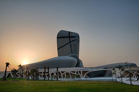 10 مرشحين على خشبة مسرح "إثراء" لتتويج الفائز بمسابقة "اقرأ"