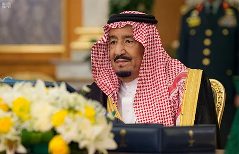 الوزراء" يقر تعديلات نظامي مكافحة الرشوة وإيرادات الدولة ويتخذ قرارات عدة.. هنا تفاصيلها