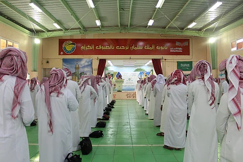 تفاعلاً مع الأمر السامي.. تغيير اسم مدرسة ثانوية الملك سلمان في "وادي الدواسر"