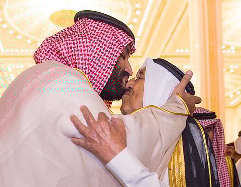 ولي العهد يغادر الكويت عقب انتهاء زيارته الرسمية