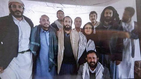 اليمن.. طائرة تقلّ نجلي "صالح" تغادر صنعاء صوب عمان