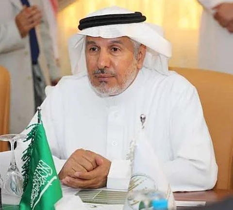 المشرف على "إغاثي الملك سلمان" يصل جيبوتي لتدشين القرية السعودية للاجئين اليمنيين