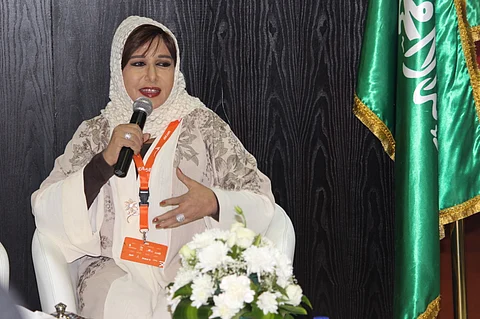 "الغامدي" تسرد قصة حفظها للقرآن وتعاتب التلفزيون السعودي: أرفض استضافتي فيه