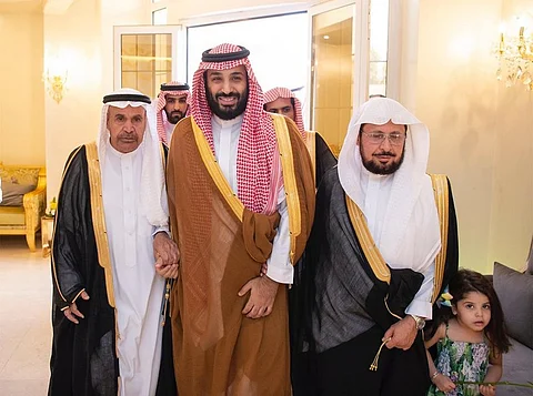 سيرة عطرة ومواقف بطولية.. تعرَّف على "الرشودي" الذي زاره ولي العهد بمنزله البارحة