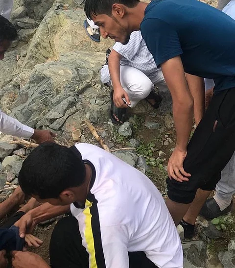 رحلة جبلية لـ"المغامسي" تنقذ شخصين من الغرق في بركة بجبل أدقس بالمدينة المنورة