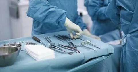 حفر الباطن.. جراحة دقيقة تستأصل "ورم الـ22 سم" من امرأة تحمل جنيناً