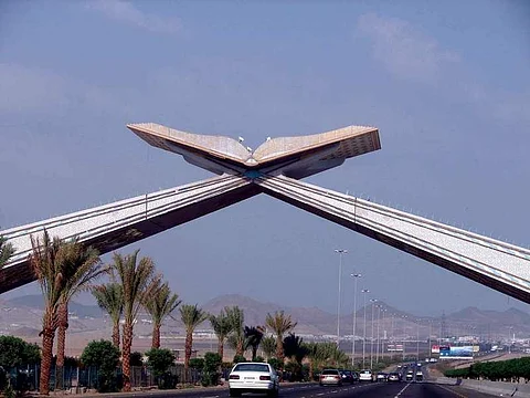 رجال أعمال بمكة: خطاب الملك خريطة طريق لإبحار المملكة وسط عالم مضطرب
