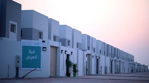 بنوك تبدأ العمل بمبادرة دعم العسكريين بـ140 ألفًا وتوضح: تُمنح كدفعة أولى