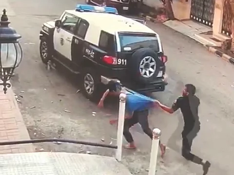 دوريات الأمن تقبض على شخص اقتحم شقة بمبنى في "نهضة جدة"