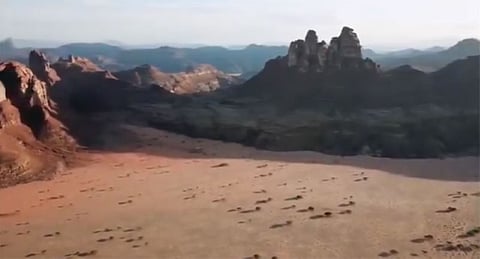هذه مميزات "وادي النخيل" حلم المغامرين والمكتشفين في العالم