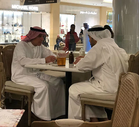 بعيداً عن البروتوكولات.. صورة لـ"الجبير" و"عبدالله بن زايد" تثيرالإعجاب.. هنا التعليقات