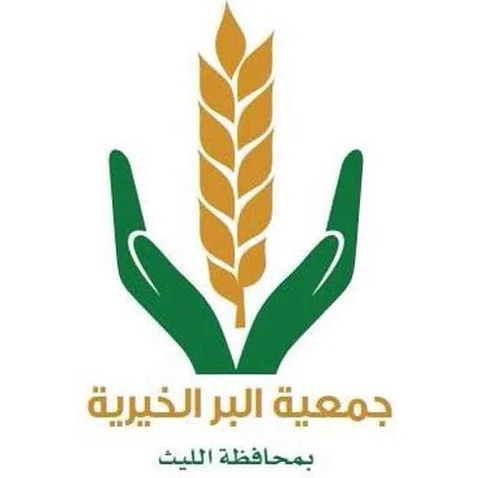 "بر الليث" .. مبادرة تجمع المتطوعين لتوفير المساكن ونقل الأسر المتضررة من السيول