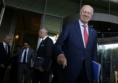 الموفد الأممي يطالب بالضغط على النظام السوري لتسريع الحل السياسي
