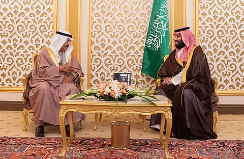 ولي العهد يلتقي رئيس مجلس الوزراء البحريني