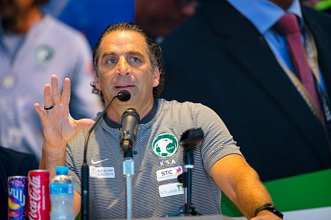 "بيتزي" يحاضر لتطوير المدربين الوطنيين