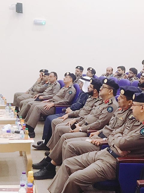 إدارة التخطيط بمدني مكة تقيم محاضرة حول "القادة ومواجهة التحديات"
