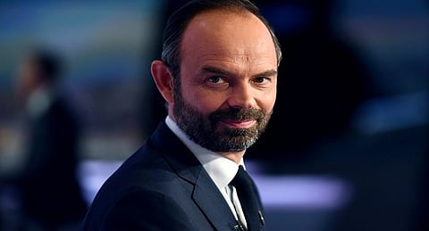 رسميًا.. فرنسا تنحني لعاصفة "السترات الصفراء" وتتراجع عن الضرائب