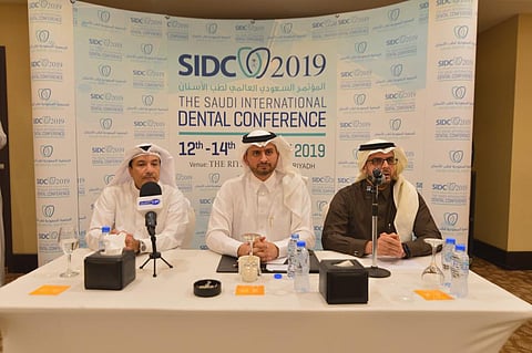 أحدث الطرق العلاجية في طب الأسنان على طاولة المؤتمر العالمي.. الأحد