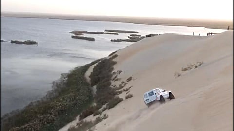 طعس ومخيمات وفعاليات سياحية على ضفاف بحيرة الأصفر بالإحساء