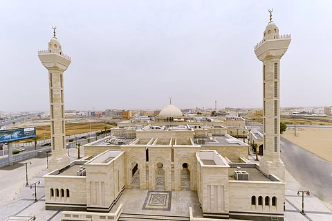 "جامع النور".. معلم بارز من آخر عطايا الملك عبدالله بجازان