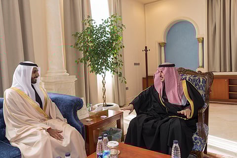 أمير الجوف يلتقي سفير الإمارات ويؤكد عمق العلاقات الأخوية