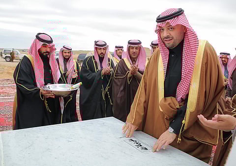 فيصل بن خالد يضع حجر الأساس لوحدة بيطرية نموذجية في "الشمالية"