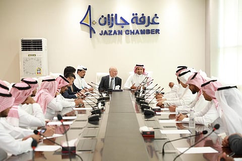 السفير الياباني يبحث مع "الصايغ" التعاون التجاري بجازان
