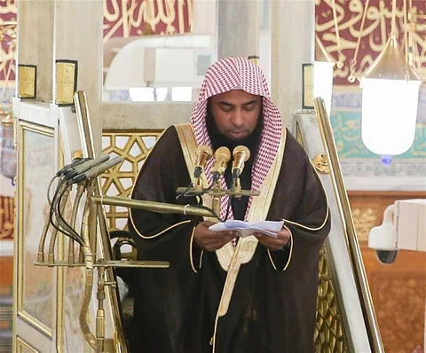 إمام المسجد النبوي: البصيرة هي القرآن والسنة.. والأعمى من جهل حق الله