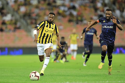 التعاون يخطف نقطة ثمينة من فم الاتحاد