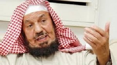 فيديو .."المنيع": يجوز للمرأة أن تعمل مأذونة وكاتبة عدل ومفتية