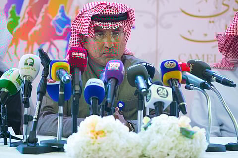 المركز الطبي لنادي الإبل يتيح فحوصه للمُلاك المشاركين في المزاين