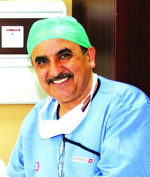 أشهر متخصصي الطب الرياضي يزور مستشفى د.سليمان الحبيب بالقصيم