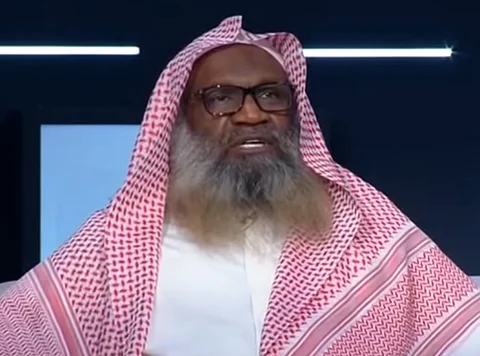 "الكلباني": كنت أرى حُرمة الغناء ثم غيّرت رأيي.. ولست أسمعه
