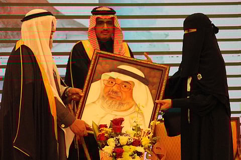 في ليلة وفاء.. جمعية الثقافة والفنون بتبوك تكرم الدكتور موسى العبيدان