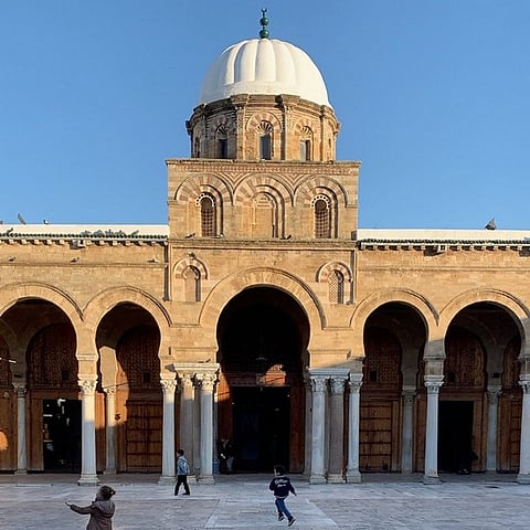 تأسس منذ 13 قرناً ومنه أشرقت شمس "ابن خلدون".. تعرّف على جامع الزيتونة
