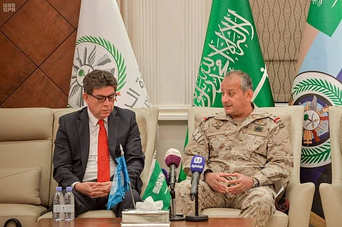 قائد القوات المشتركة للتحالف يلتقي رئيس لجنة مجلس الأمن المعنية بالقرار (2140)