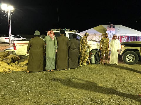 دوريات المجاهدين تضبط أشخاصًا بحوزتهم أسلحة صيد بمحمية "الخنفة"