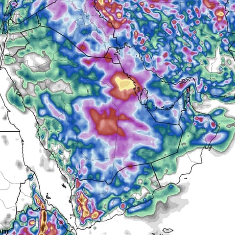 "الحربي": "السحب الأبريلية" تُواعد مناطق السعودية ودولًا خليجية