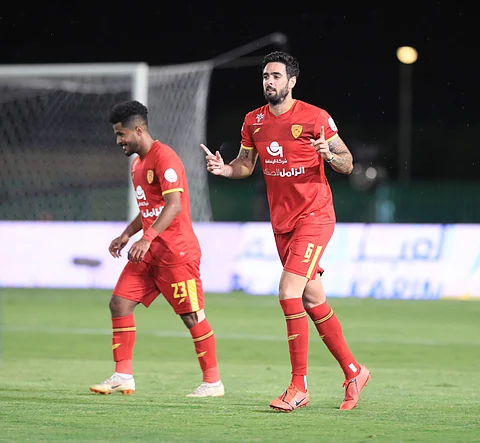 في الدوري: "القادسية" يعمّق جراح "أحد" برباعية