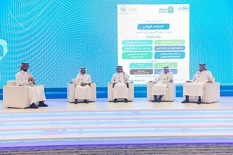 "منشآت" تنظم جلسةً حواريةً في مجال "الاستثمار الرياضي"