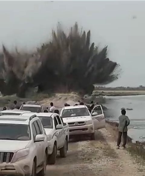 الحرس الثوري يرتكب جريمة إنسانية بتفجير سواتر ترابية لإغراق وتشريد الأحوازيين