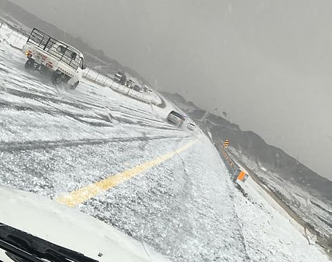 هذا الأسبوع.. عواصف أبريل تشتد على العاصمة والبرديات حاضرة بعدة مناطق