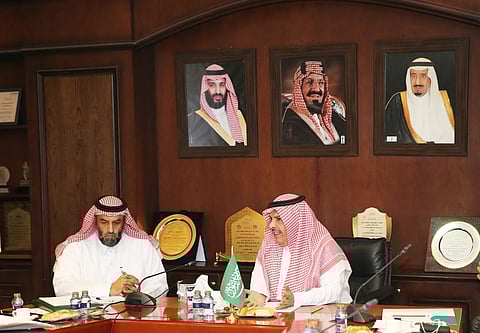 "الوهيبي" يبحث ومديري مكاتب تعليم الرياض الاستعدادات النهائية للاختبارات المركزية