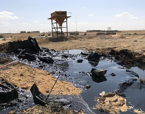 "البيئة" تباشر حفرة "قار" دومة الجندل وتتوعد بمحاسبة المتسبب