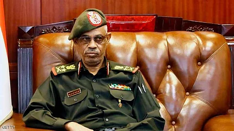أصرّ على بقاء القوات السودانية باليمن.. من هو الجنرال "ابن عوف"؟