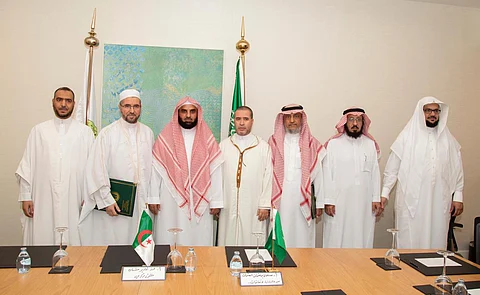 بالصور.."الشؤون الإسلامية" تعقد الاجتماع الرابع للجنة التنسيق مع "الأوقاف" الجزائرية