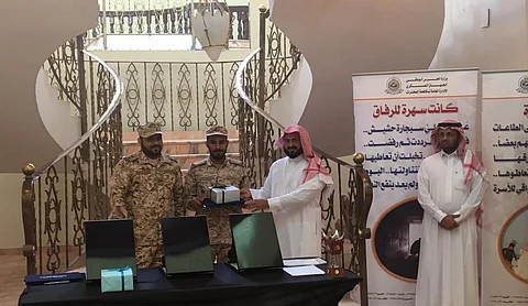 مدير مكافحة المخدرات بالحرس الوطني يكرم الفائزين بمسابقة القرآن بالقصيم