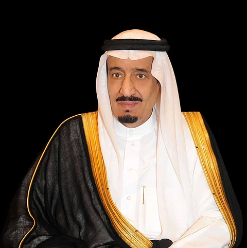 إنفاذاً لتوجيهات الملك.. "وزير الحج والعمرة" يوجه باستضافة المعتمرين السودانيين حتى عودة الرحلات لبلادهم