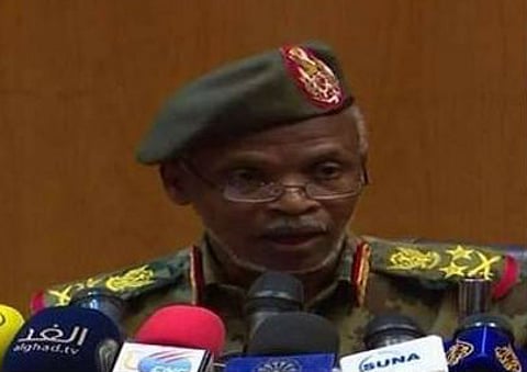 السودان.. زين العابدين: محاكمة المسؤولين عن قتل المحتجين ولن نسلم "البشير" للخارج